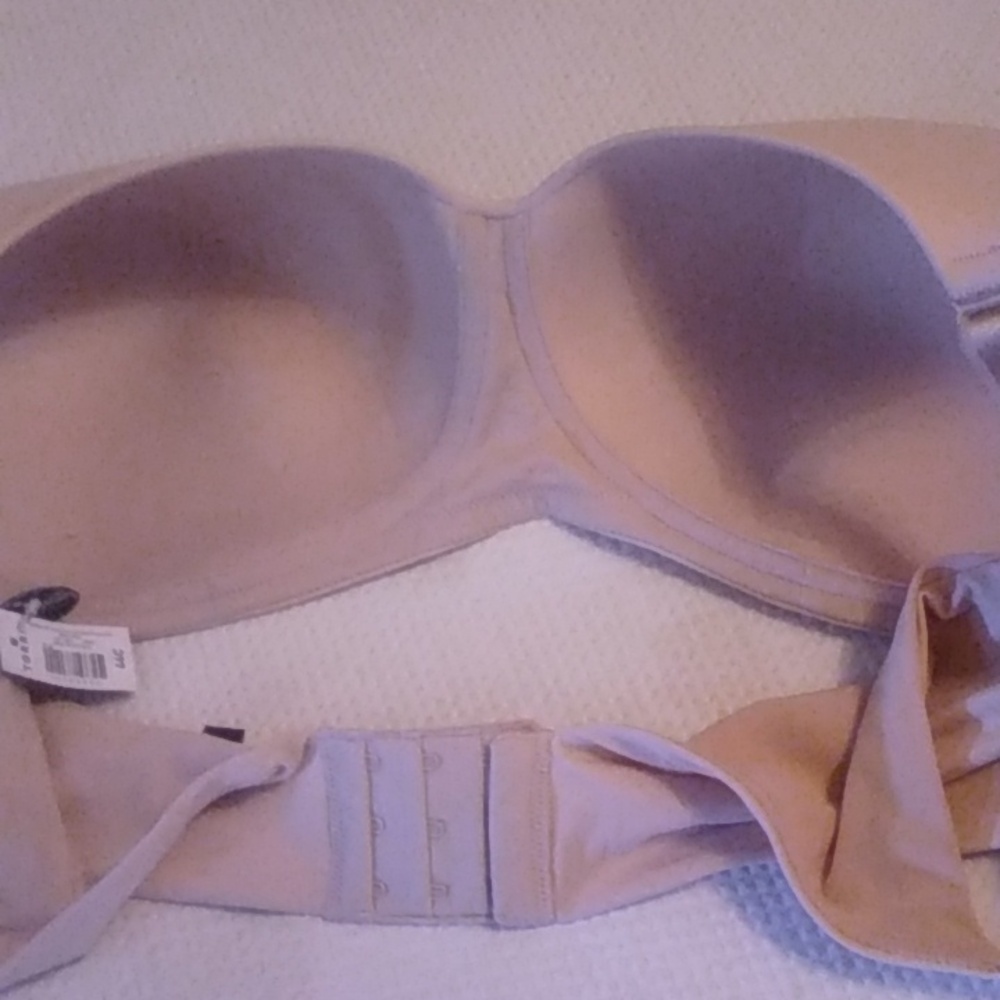 Torrid Bra 44C - Picture 3 of 7